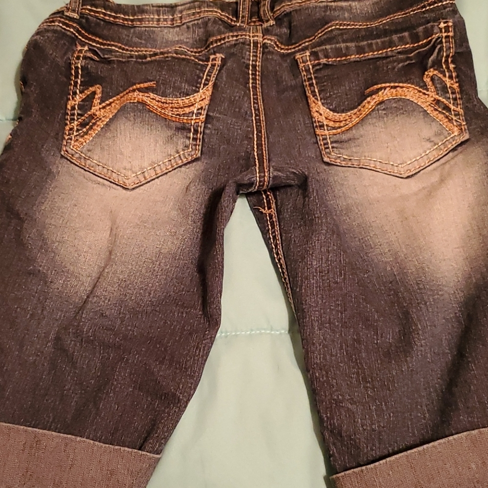 Capris - Picture 2 of 2